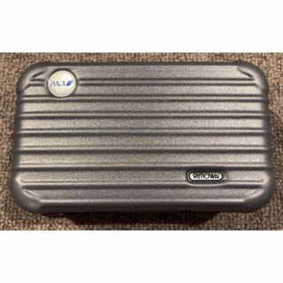 リモワ(RIMOWA)のRIMOWA✖️ANAファーストクラス限定  アメニティポーチ　グレー(ポーチ)