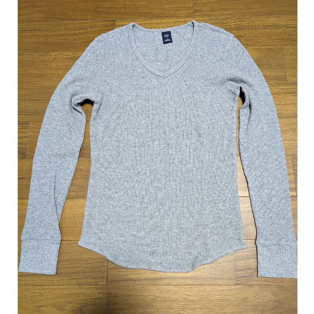 GAP(ギャップ)のGAPサーマルVネック長袖カットソー 杢グレーS / ギャップワッフルロンT メンズのトップス(Tシャツ/カットソー(七分/長袖))の商品写真