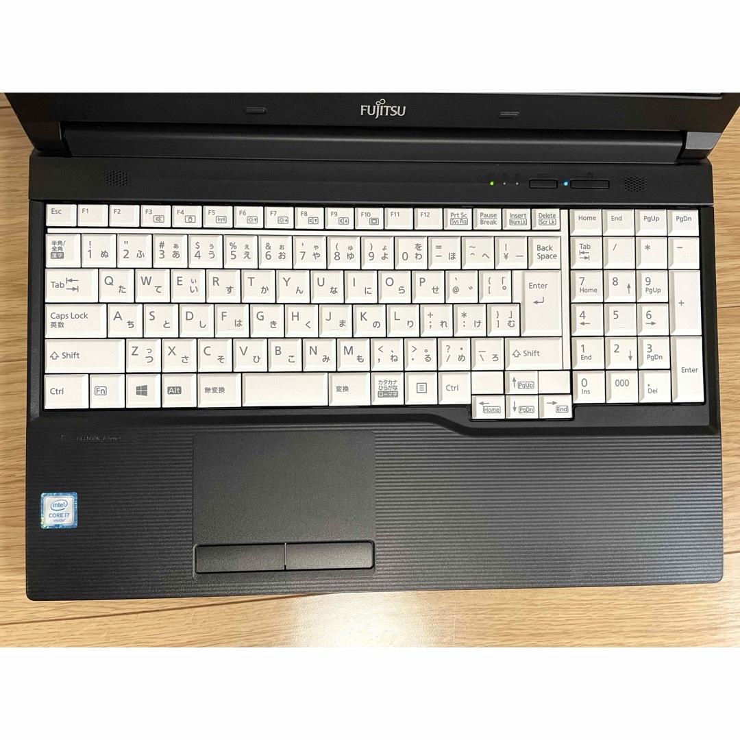 富士通(フジツウ)の【美品】FUJITSU LIFEBOOK / Core i7 SSD 256GB スマホ/家電/カメラのPC/タブレット(ノートPC)の商品写真