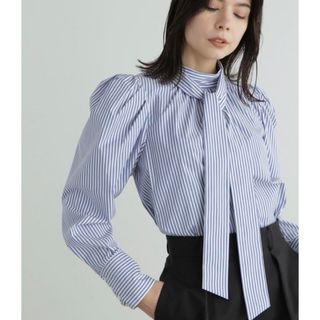 JILLSTUART - 新品未使用！！ジルスチュアート　パフスリーブボウタイブラウス