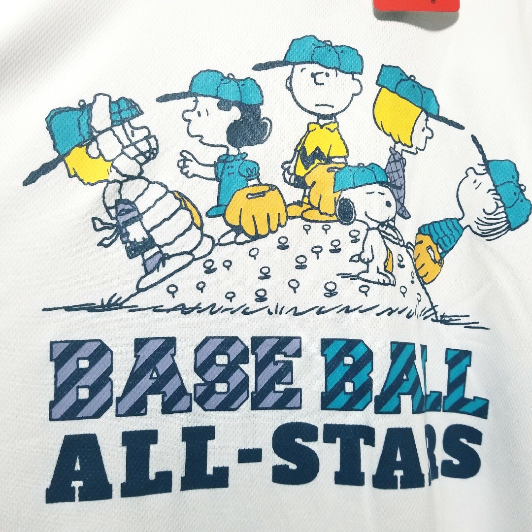 SNOOPY(スヌーピー)のSNOOPY　新品　スヌーピー　Tシャツ　ピーナッツの仲間　野球　ホワイト　4L メンズのトップス(Tシャツ/カットソー(半袖/袖なし))の商品写真