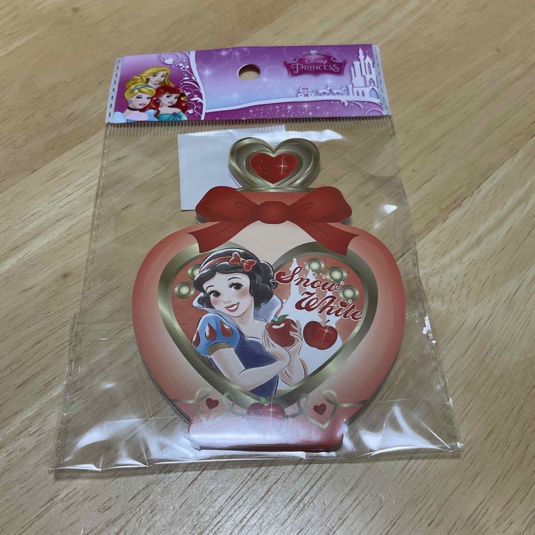 Disney(ディズニー)の付箋　プリンセス　赤 インテリア/住まい/日用品の文房具(ノート/メモ帳/ふせん)の商品写真