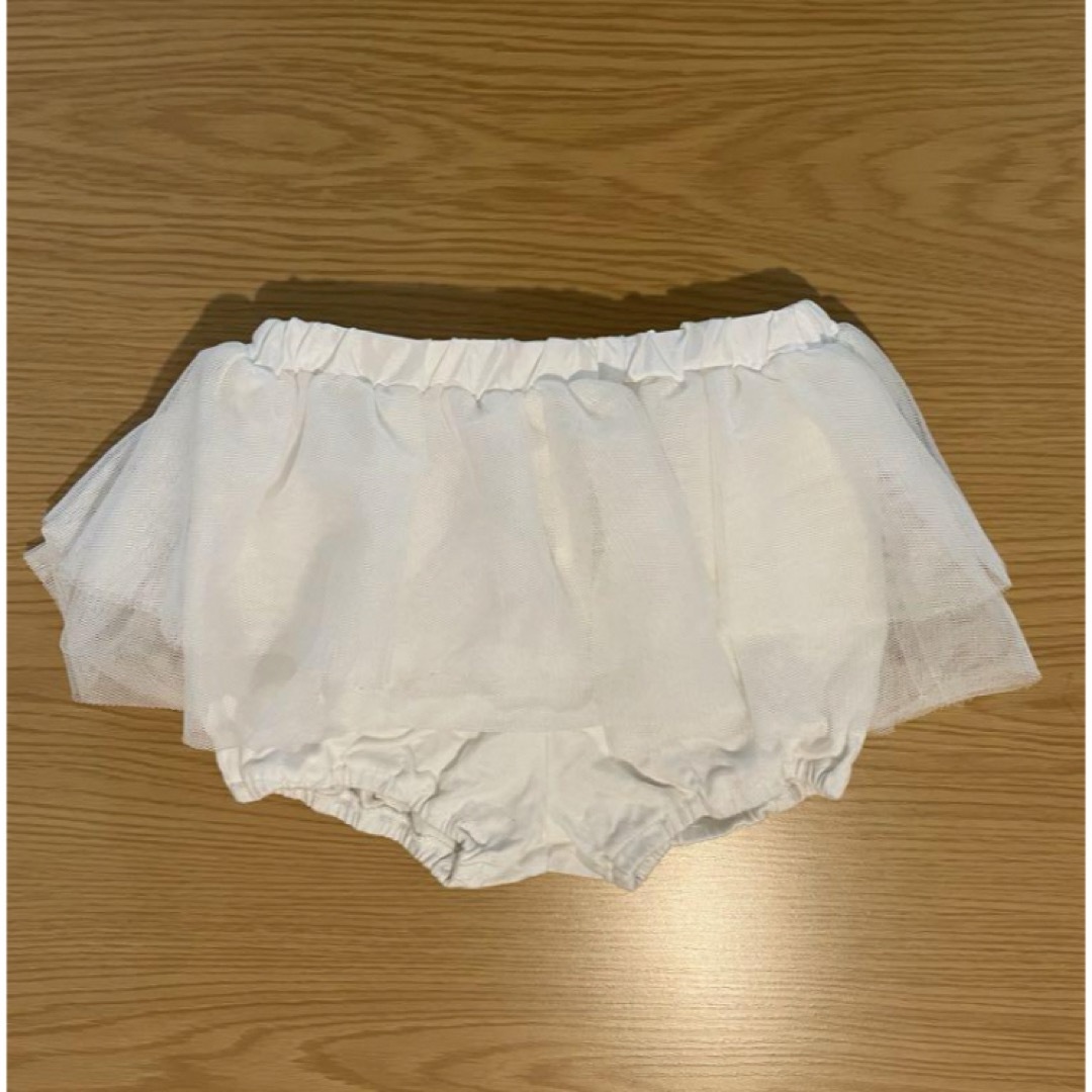 HOT BISCUITS(ホットビスケッツ)のミキハウス　ホットビスケッツ　ブルマ　白　チュールスカート キッズ/ベビー/マタニティのベビー服(~85cm)(スカート)の商品写真