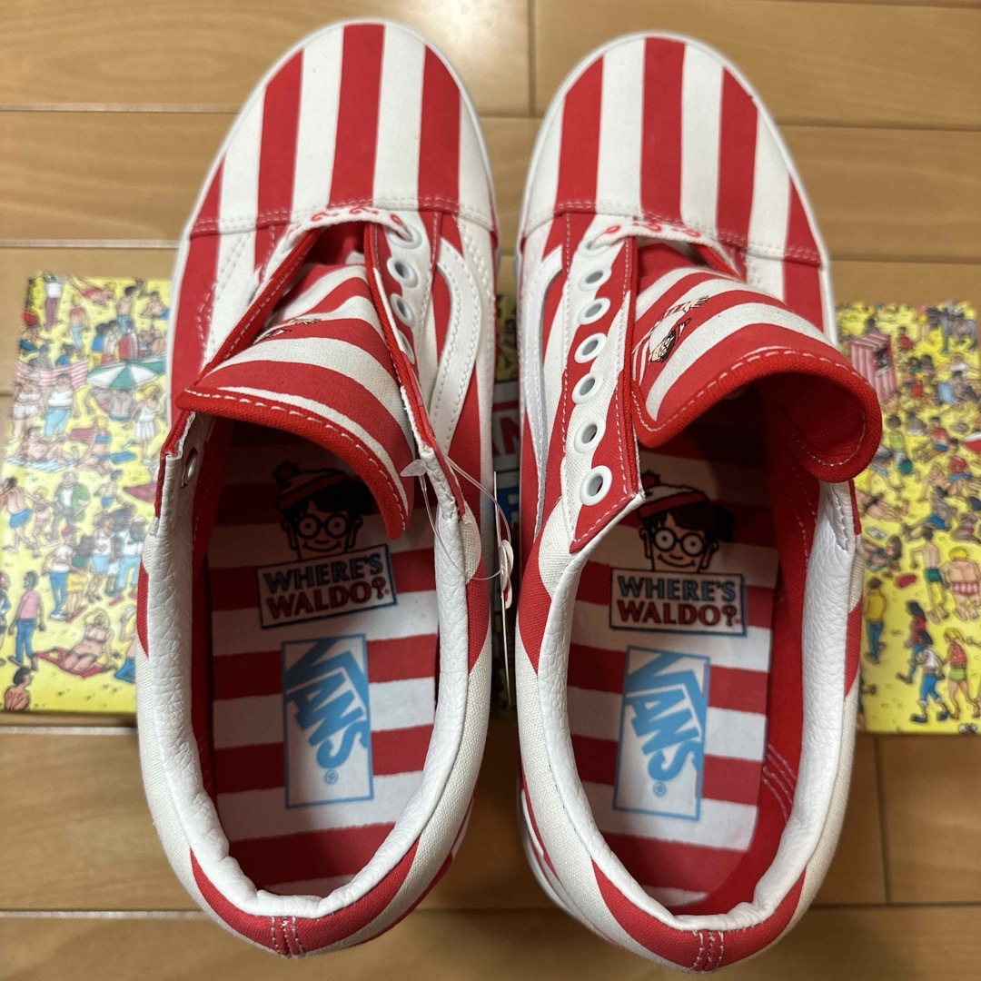 VANS(ヴァンズ)の新品　VANSバンズ　スニーカー　オールドスクール　ウォーリー　27.5cm メンズの靴/シューズ(スニーカー)の商品写真