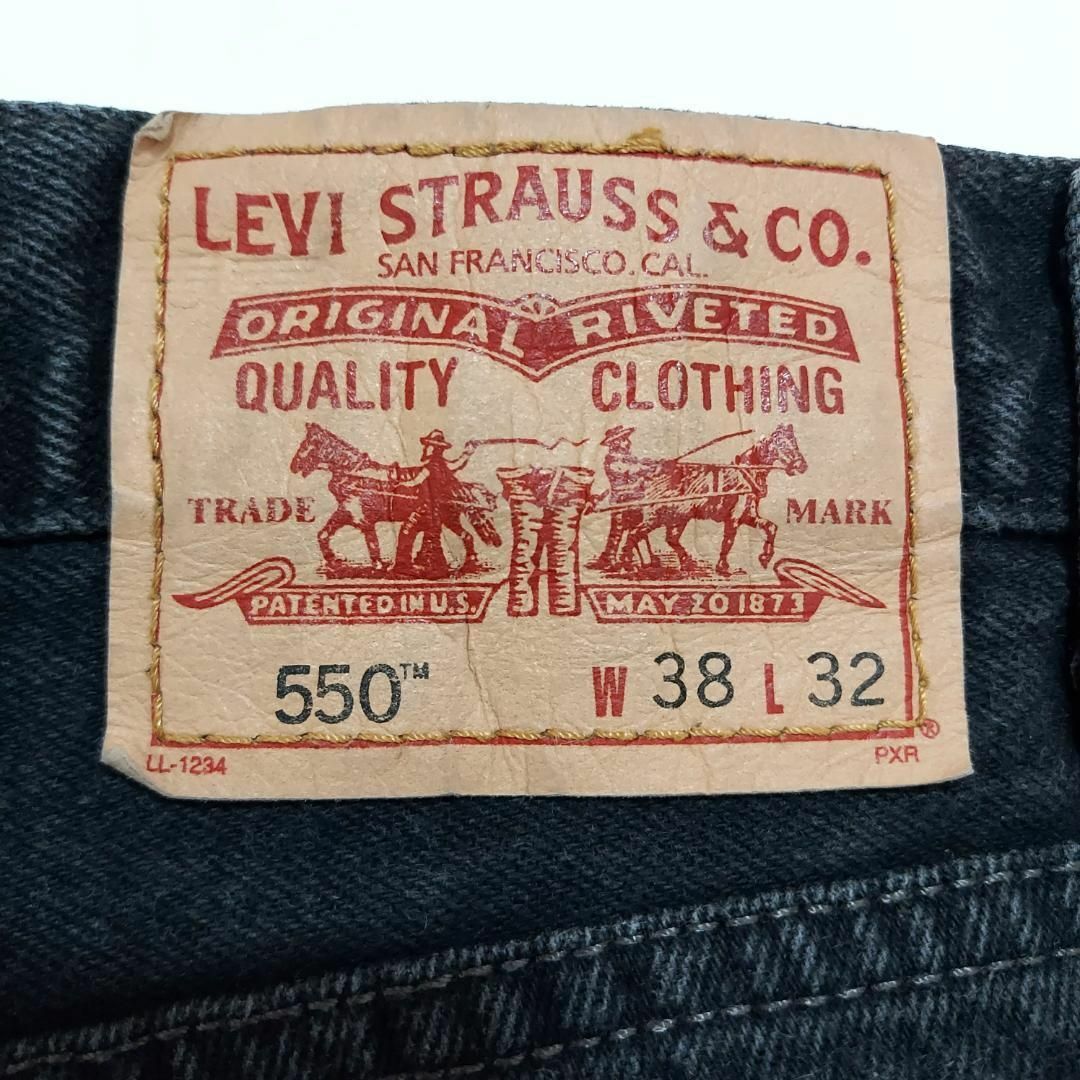 Levi's(リーバイス)のリーバイス550 Levis W38 ブラックデニムパンツ 黒 00s 9071 メンズのパンツ(デニム/ジーンズ)の商品写真