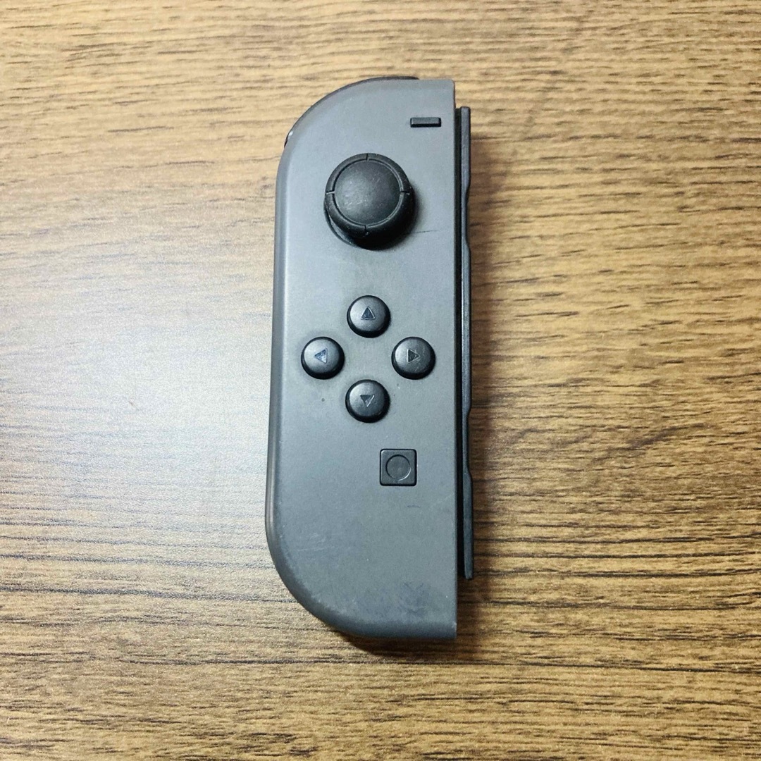 Nintendo Switch(ニンテンドースイッチ)の【純正品】Nintendo Switch　ジョイコン　グレー　黒 エンタメ/ホビーのゲームソフト/ゲーム機本体(その他)の商品写真