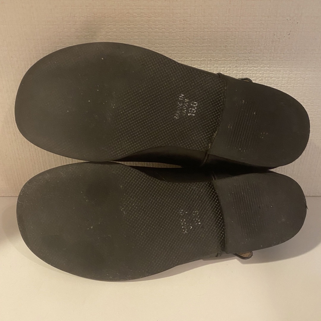 familiar(ファミリア)のTORTOISE（トータス）19㎝ フォーマルシューズ キッズ/ベビー/マタニティのキッズ靴/シューズ(15cm~)(フォーマルシューズ)の商品写真