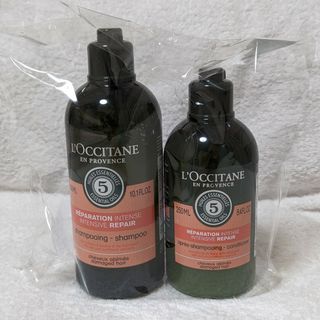 ロクシタン(L'OCCITANE)の【専用】L'OCCITANEファイブハーブスRリングシャンプー&コンディショナ(シャンプー/コンディショナーセット)