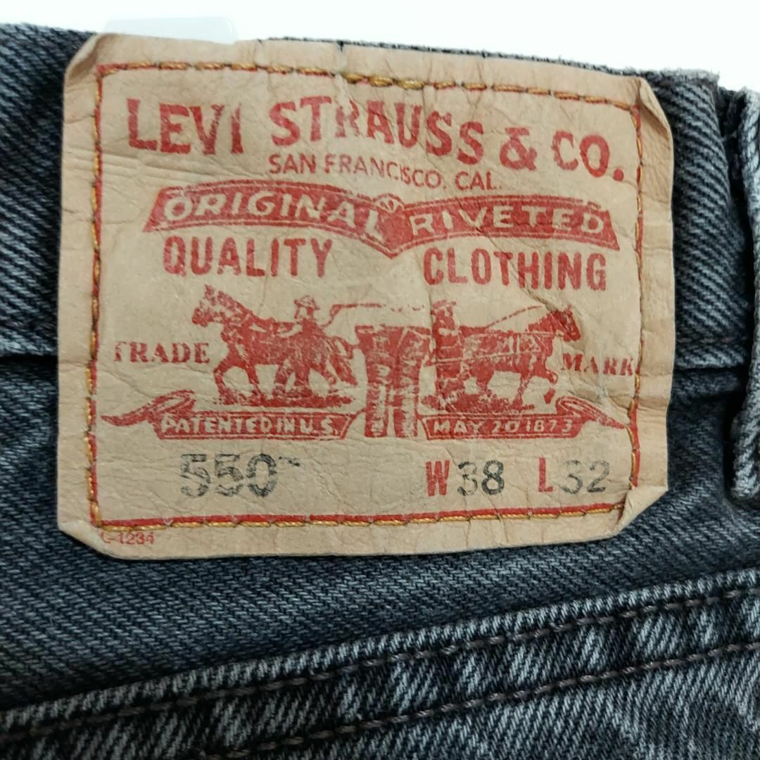 Levi's(リーバイス)のリーバイス550 Levis W38 ブラックデニムパンツ 黒 00s 9072 メンズのパンツ(デニム/ジーンズ)の商品写真