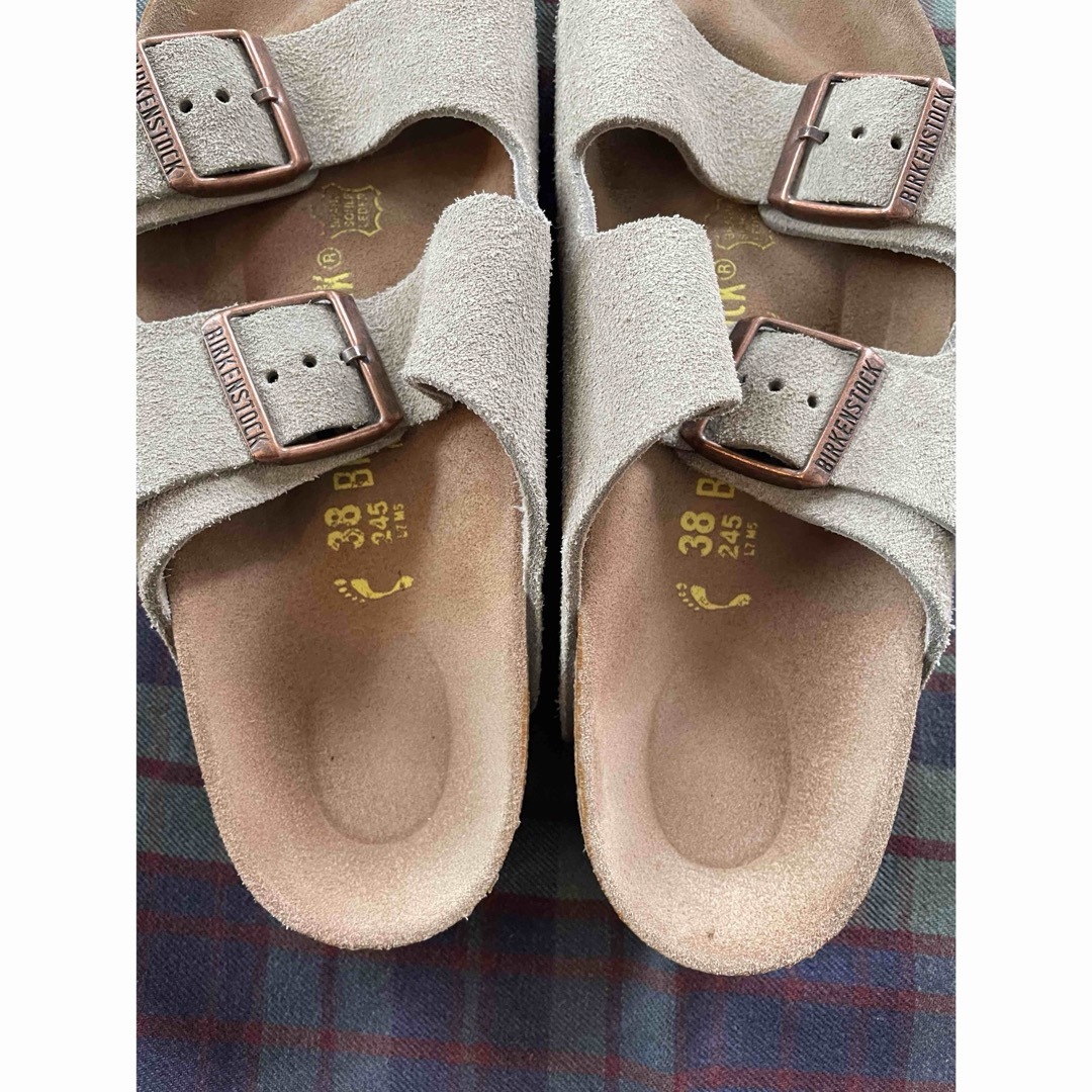 BIRKENSTOCK(ビルケンシュトック)のビルケンシュトック　アリゾナ　サイズ38 レディースの靴/シューズ(サンダル)の商品写真