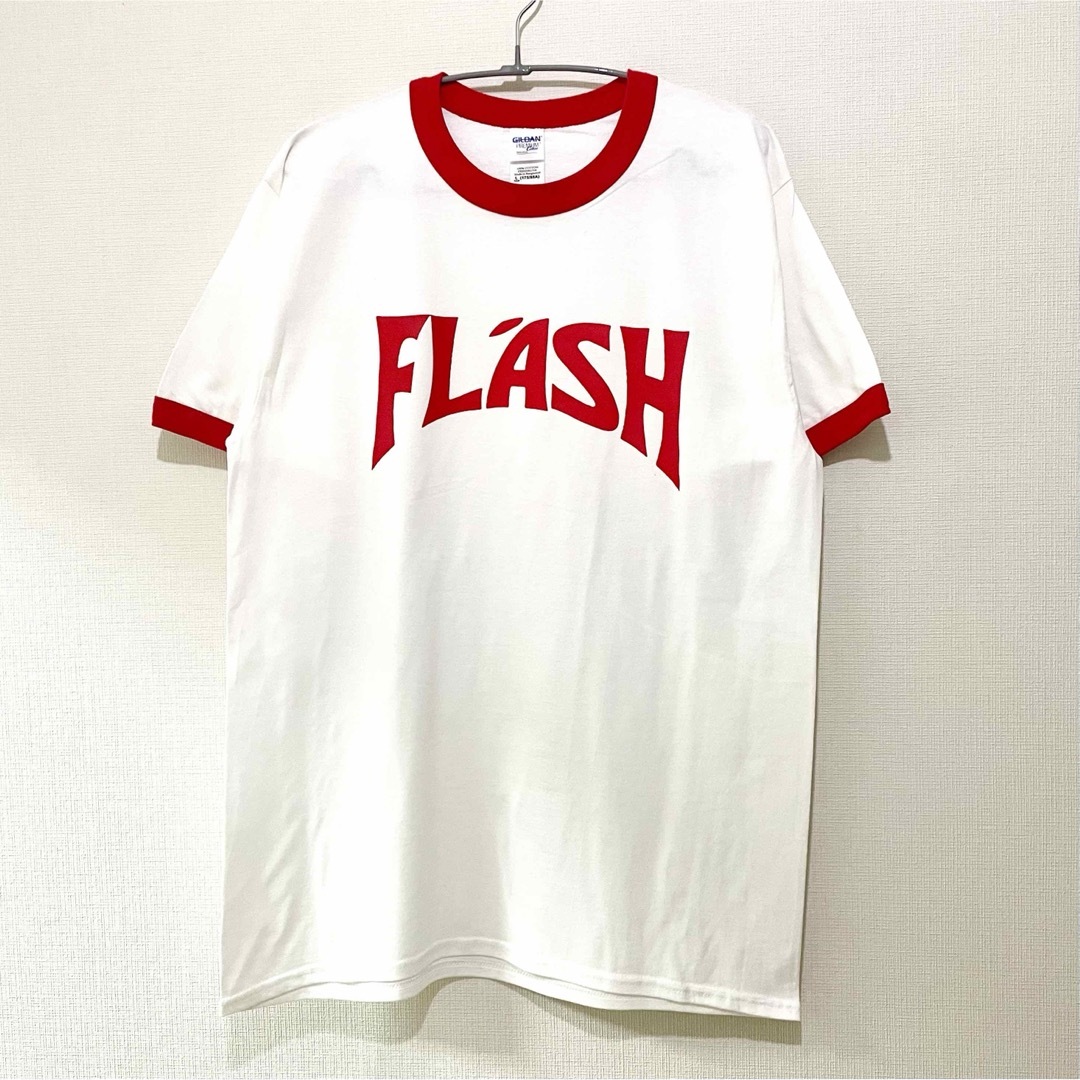 クイーン QUEEN フラッシュ フレディマーキュリー Tシャツ Lサイズ メンズのトップス(Tシャツ/カットソー(半袖/袖なし))の商品写真