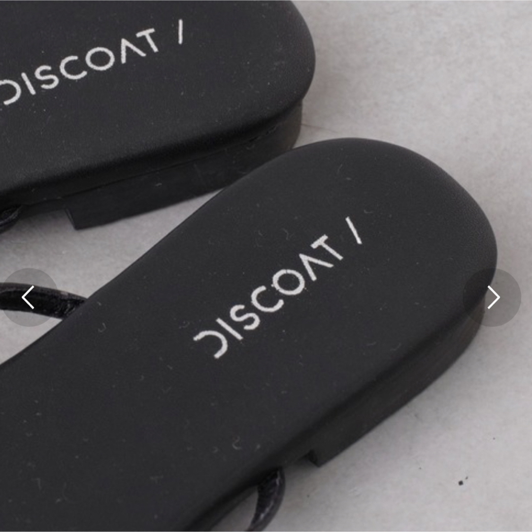 Discoat(ディスコート)のDiscoat ꕤ クロスラインフラットサンダル レディースの靴/シューズ(サンダル)の商品写真