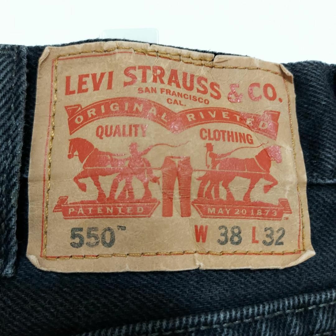 Levi's(リーバイス)のリーバイス550 Levis W38 ブラックデニム バギーパンツ 黒 9073 メンズのパンツ(デニム/ジーンズ)の商品写真