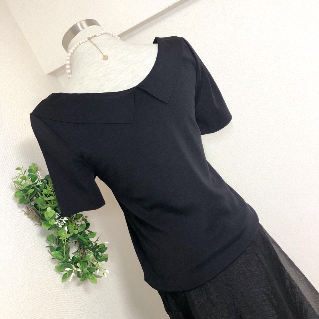 FOXEY - FOXEYフォクシーの上品Vネック襟付ニット黒40ブラックの FOXEY - FOXEYフォクシーの上品Vネック襟付ニット黒40ブラックの