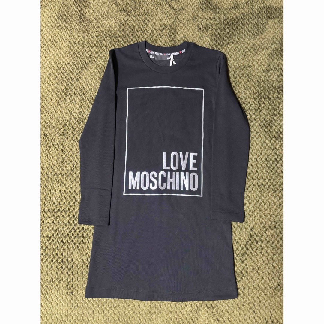 MOSCHINO(モスキーノ)のモスキーノ　ワンピース レディースのワンピース(ミニワンピース)の商品写真