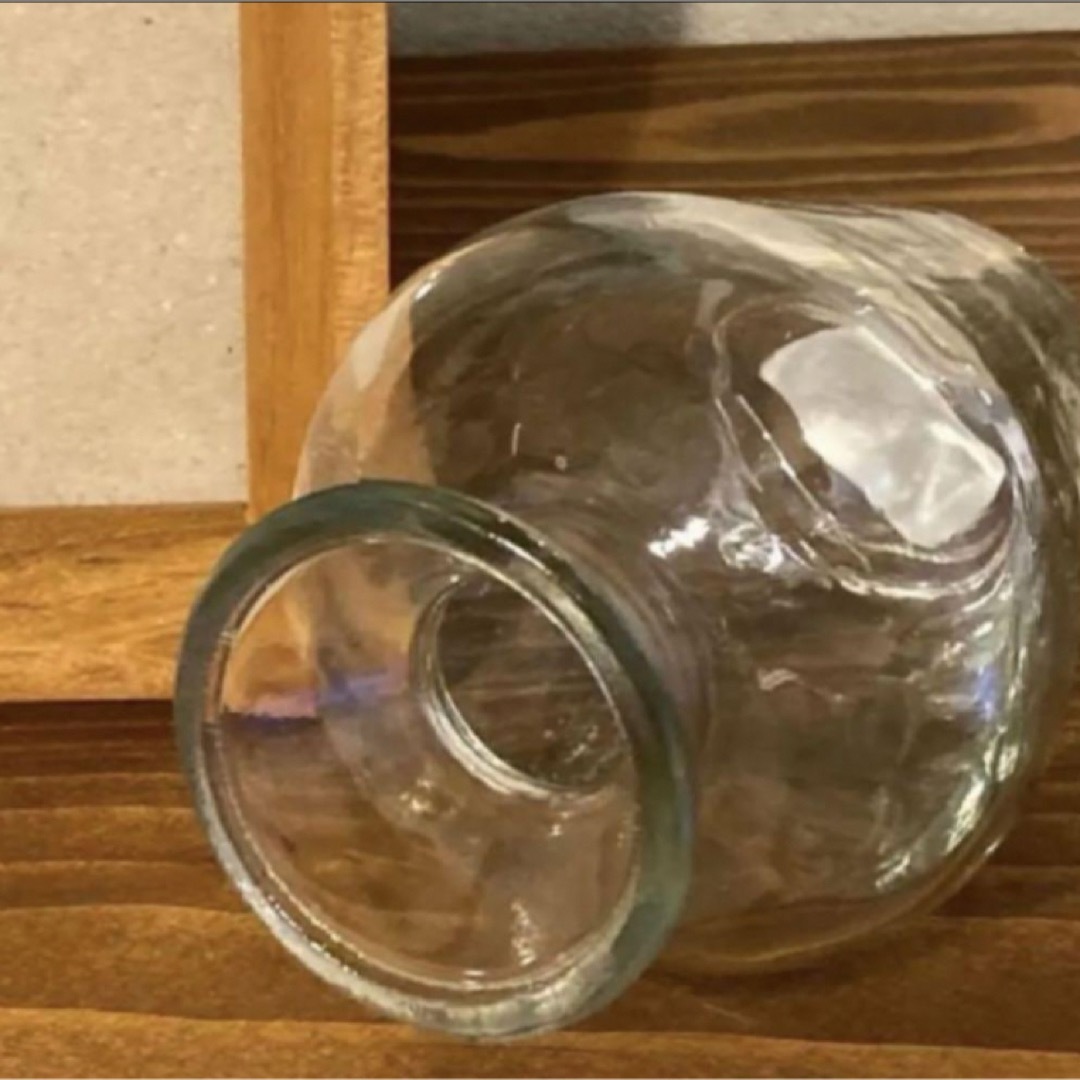 ガラスフラワーベースSALE  プロフィールをお読み下さい。 インテリア/住まい/日用品のインテリア小物(花瓶)の商品写真
