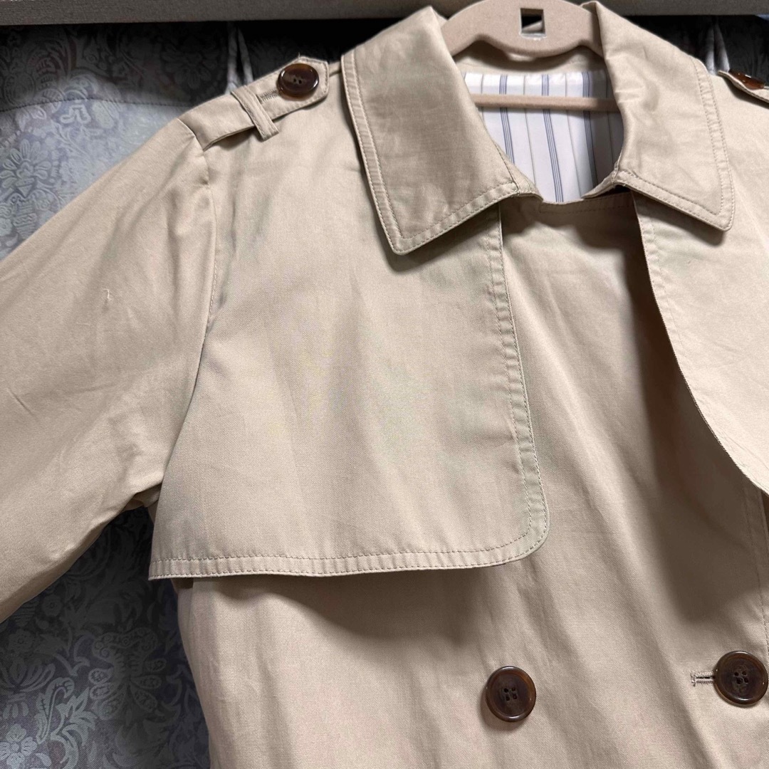 新品未使用 lil nina ベルト スプリングコート トレンチコート ベージュ レディースのジャケット/アウター(トレンチコート)の商品写真