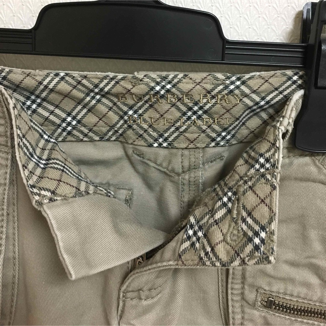 BURBERRY BLUE LABEL(バーバリーブルーレーベル)の【BURBERRY バーバリーブルーレーベル】パンツ　ベージュ レディースのパンツ(ハーフパンツ)の商品写真