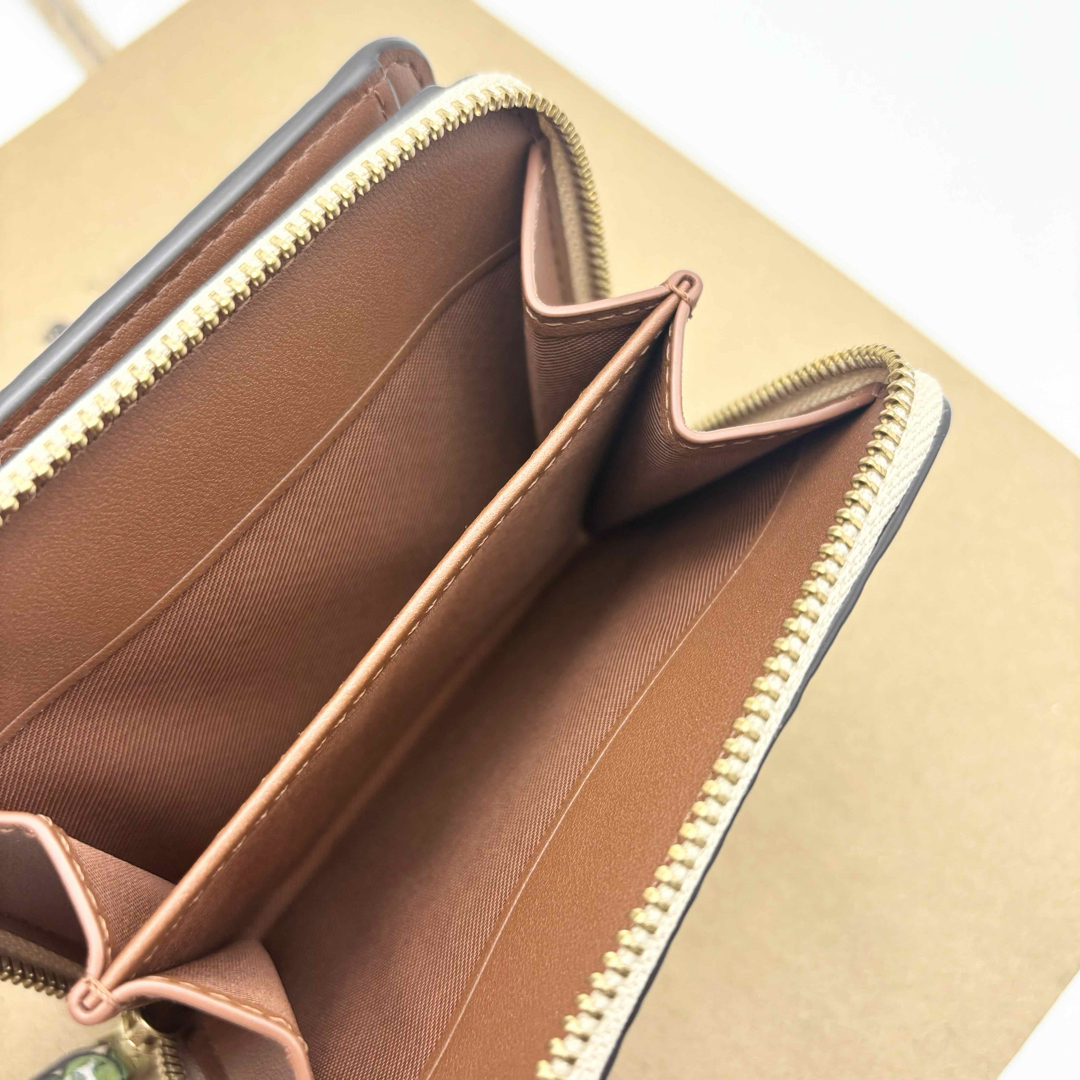 COACH☆新品】ビルフォールド ウォレット・フローラル プリント COACH☆新品】ビルフォールド ウォレット・フローラル プリント