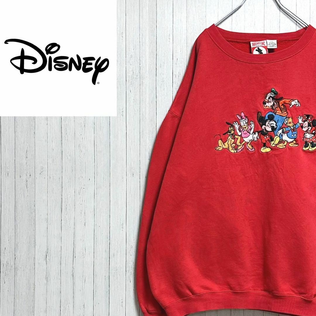 Disney(ディズニー)のディズニー　スウェット　ビッグシルエット　刺繍　赤　レッド　L/XL メンズのトップス(スウェット)の商品写真