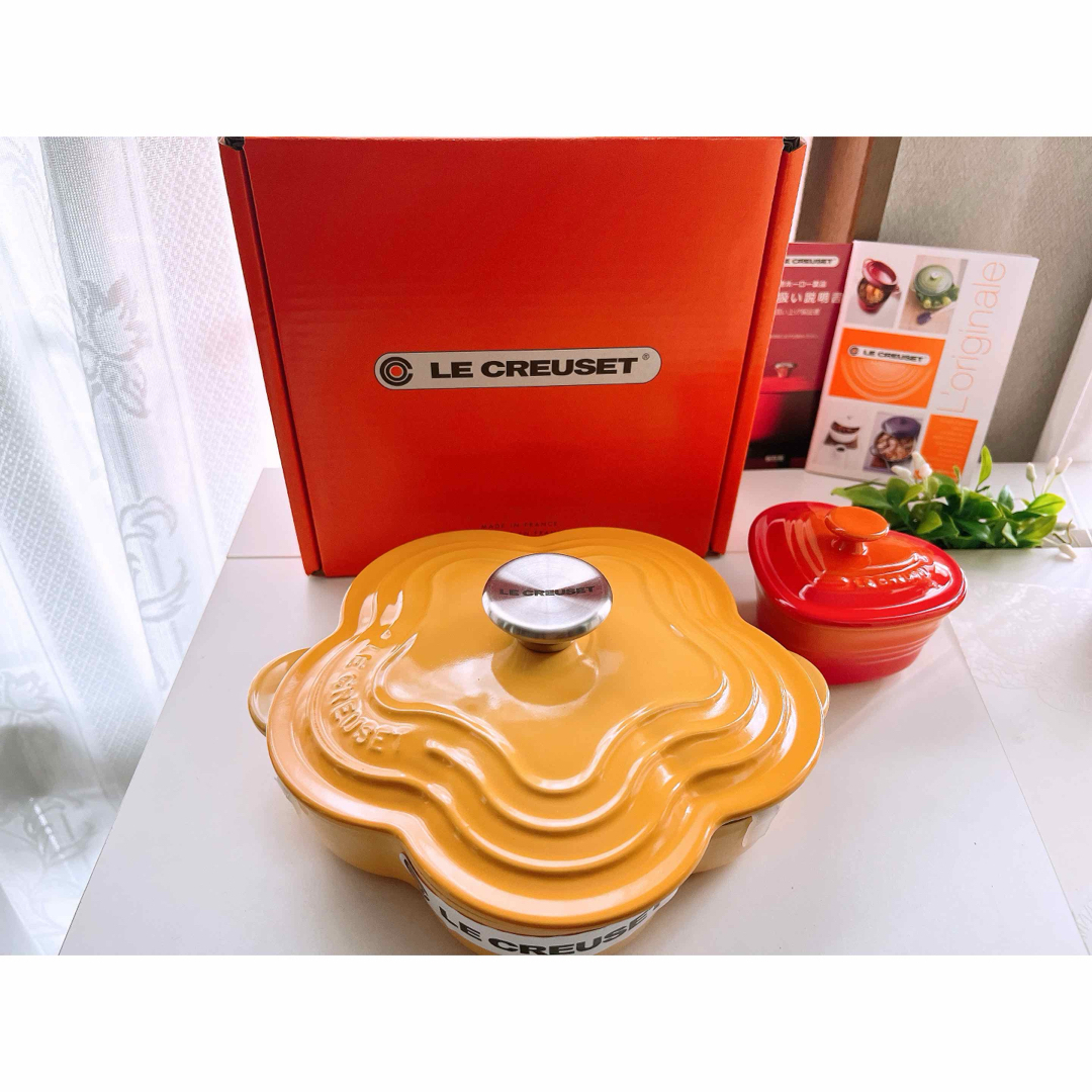 LE CREUSET(ルクルーゼ)の【LE CREUSET】ル・クルーゼ プレート フルール フラワー 鍋 ２０cm インテリア/住まい/日用品のキッチン/食器(鍋/フライパン)の商品写真