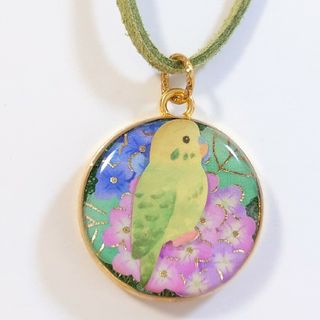 インコちゃん紫陽花柄♥レジンネックレス　　インコネックレス　　インコアクセサリー(ネックレス)