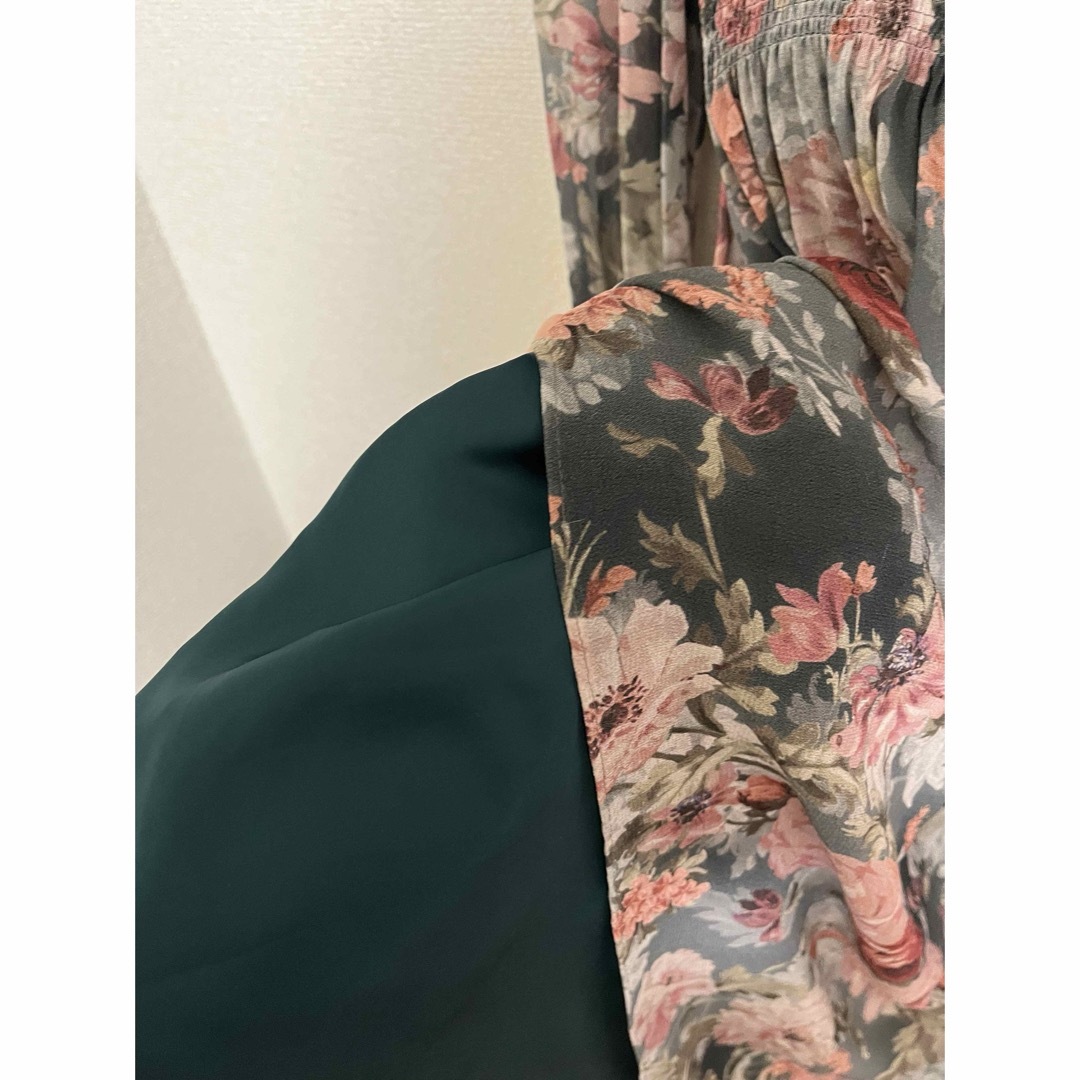 ZARA(ザラ)のZARA 花柄ワンピース レディースのワンピース(ロングワンピース/マキシワンピース)の商品写真