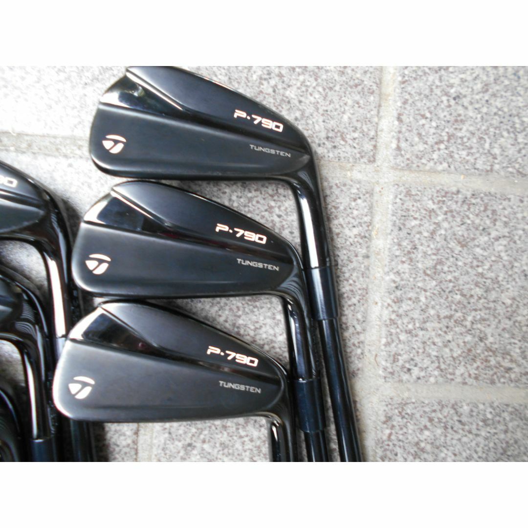 TaylorMade(テーラーメイド)のＰ７９０　ＢＬＡＣＫ　 ブラック　アイアン　ＭＣＩ ８０Ｓ 　５-ＰＷ 　６本 スポーツ/アウトドアのゴルフ(クラブ)の商品写真