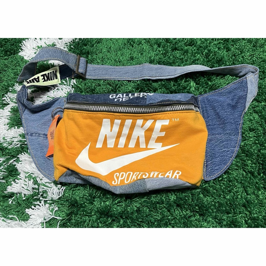 gallery dept　NIKE　再構築　リメイク　ボディバッグ メンズのバッグ(ボディーバッグ)の商品写真