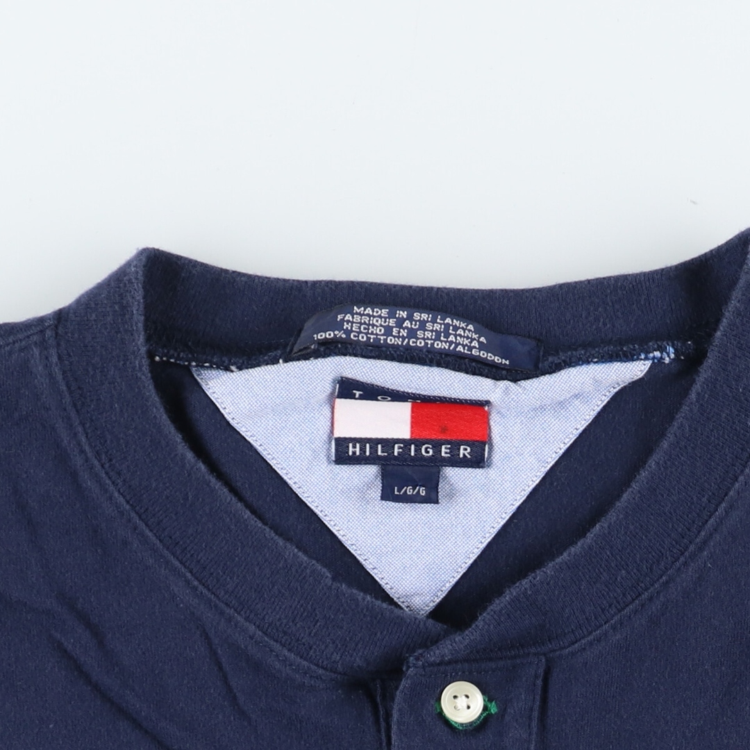 TOMMY HILFIGER(トミーヒルフィガー)の古着 トミーヒルフィガー TOMMY HILFIGER ヘンリーネック 半袖 ワンポイントロゴTシャツ メンズL /eaa446605 メンズのトップス(Tシャツ/カットソー(半袖/袖なし))の商品写真