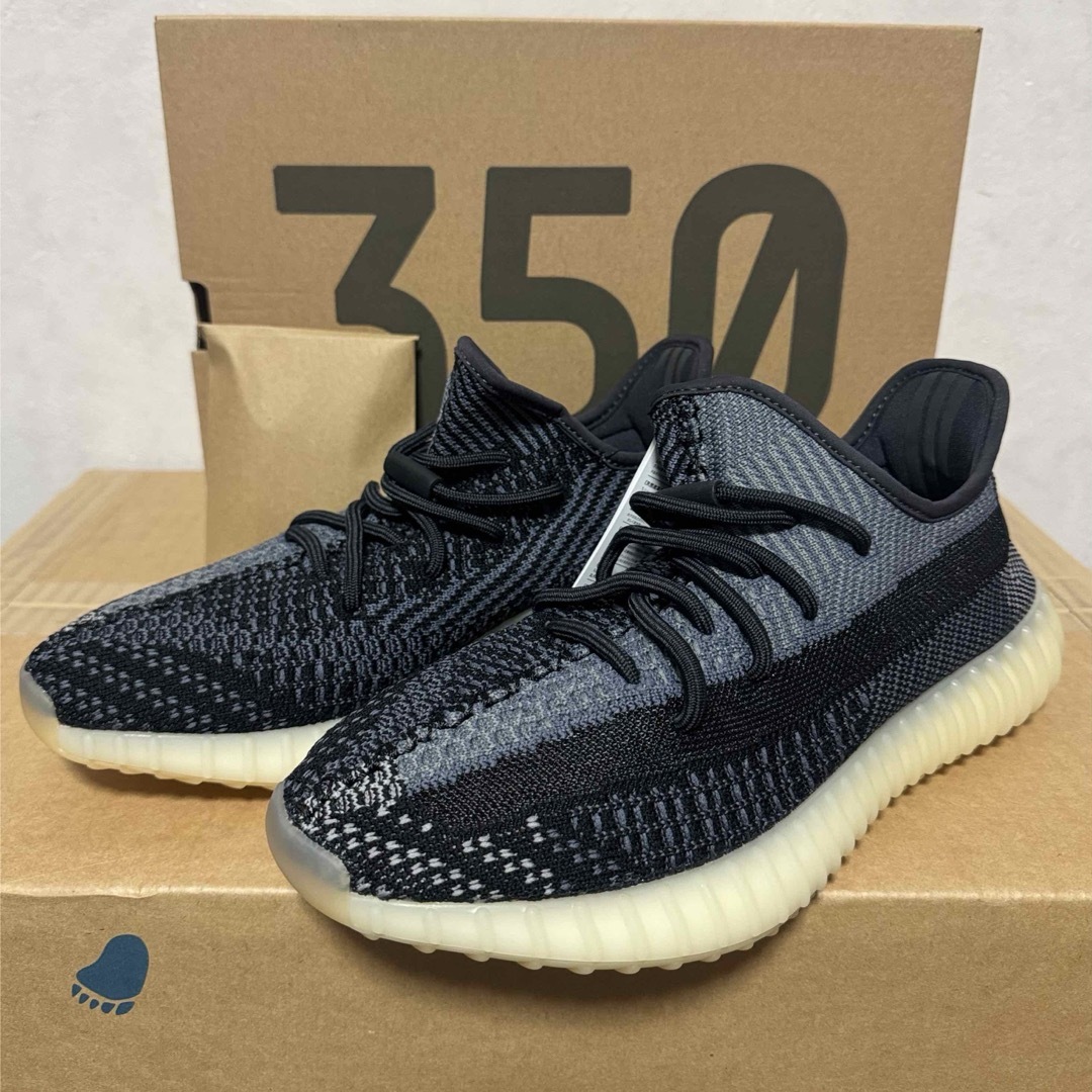 YEEZY（adidas）(イージー)の新品未使用品　adidas YEEZY Boost 350V2 "Carbon" メンズの靴/シューズ(スニーカー)の商品写真