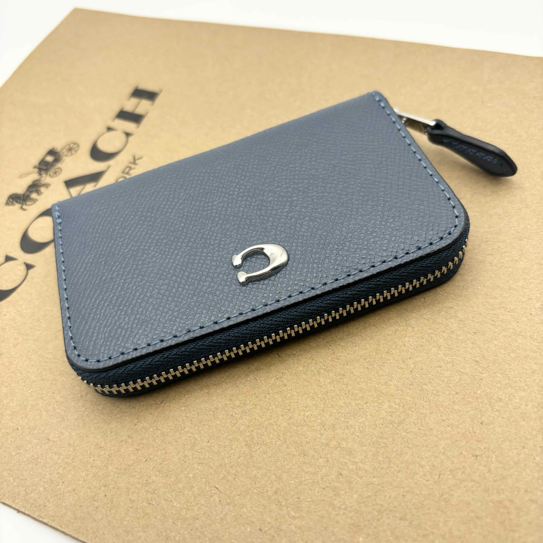 COACH(コーチ)の【COACH☆新品】スモール ジップ アラウンド カード ケース！デニム！ レディースのファッション小物(コインケース)の商品写真