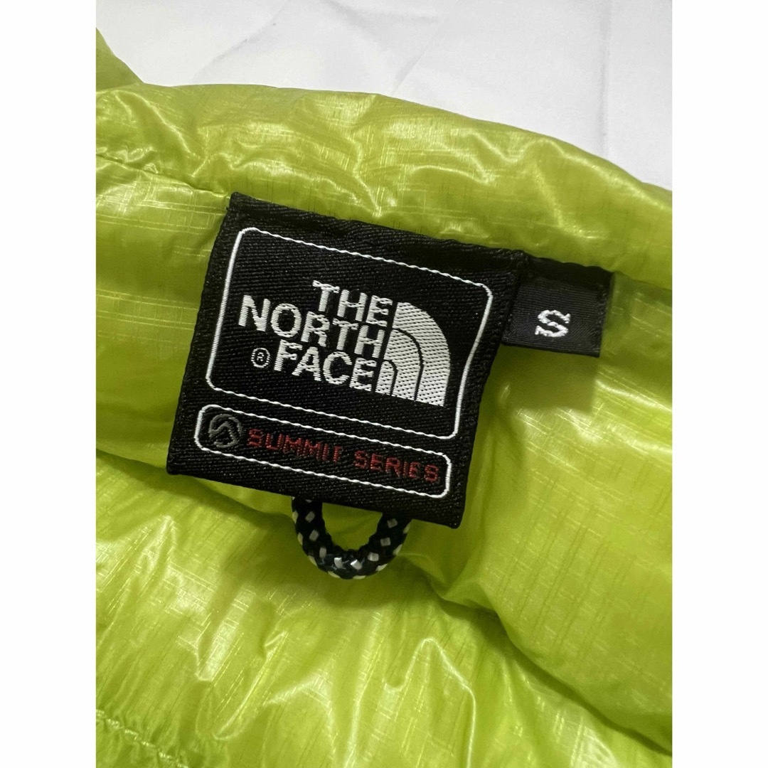 THE NORTH FACE(ザノースフェイス)のノースフェイス　インナーダウン　Sサイズ　黄緑色 メンズのジャケット/アウター(ダウンジャケット)の商品写真