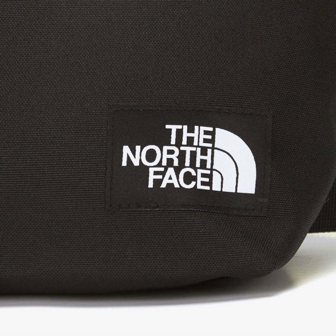 THE NORTH FACE(ザノースフェイス)のノースフェイス　クロスボディショルダーバッグ　斜め掛けバッグ レディースのバッグ(ショルダーバッグ)の商品写真