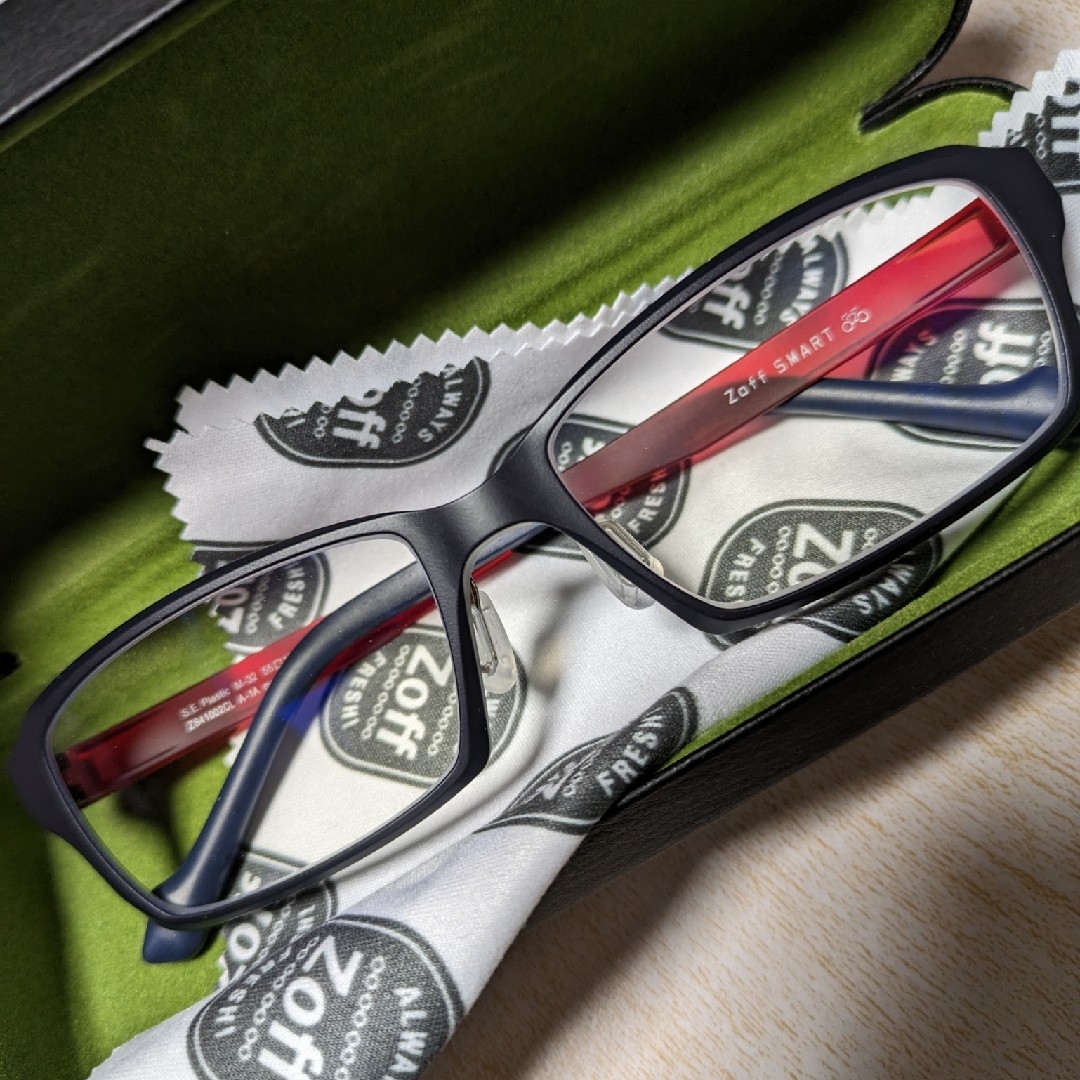 Zoff(ゾフ)のzoff メガネ　ヌートバー　ブルーライトカット　レンズ　眼鏡 メンズのファッション小物(サングラス/メガネ)の商品写真