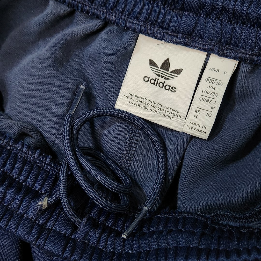 adidas(アディダス)のadidas originals アディダス オリジナルス ビッグ トレフォイル メンズのパンツ(その他)の商品写真