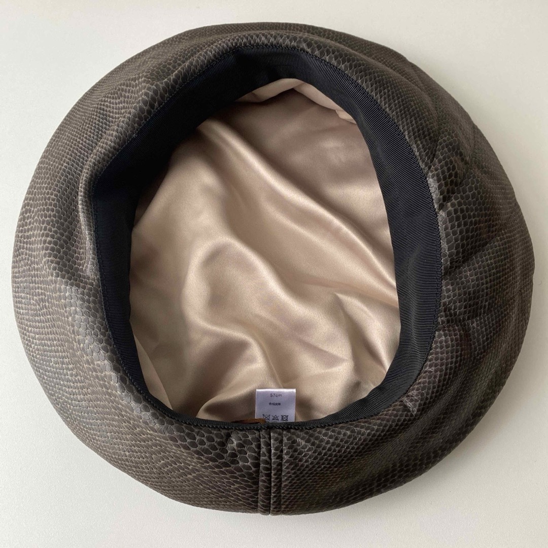 リアルパイソン　ベレー帽 レディースの帽子(ハンチング/ベレー帽)の商品写真
