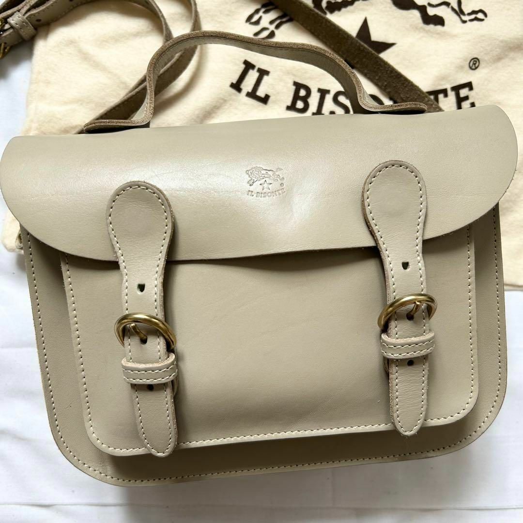 IL BISONTE(イルビゾンテ)の✨極美品✨2way　入手困難　イルビゾンテ　ショルダーバッグ　レザー　グレージュ レディースのバッグ(ショルダーバッグ)の商品写真