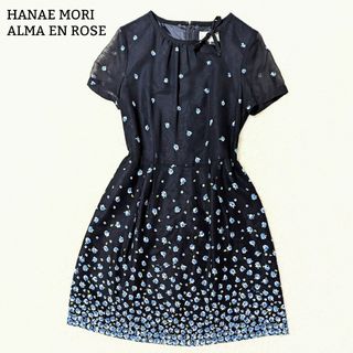 ハナエモリ(HANAE MORI)の極美品 ハナエモリ ひざ丈ワンピース 花柄 リボン Aライン 濃紺 Ｍ 日本製(ひざ丈ワンピース)