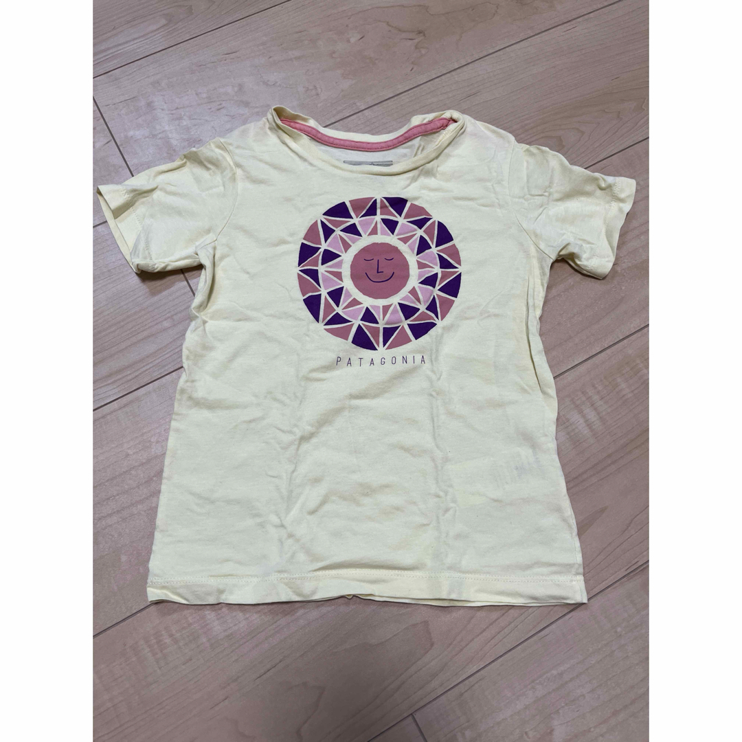 patagonia(パタゴニア)のパタゴニア　3T  半袖Tシャツ キッズ/ベビー/マタニティのキッズ服女の子用(90cm~)(Tシャツ/カットソー)の商品写真