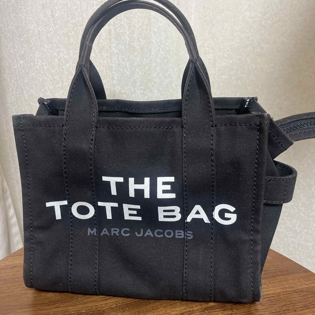 MARC BY MARC JACOBS(マークバイマークジェイコブス)のマークジェイコブス　トートバッグ レディースのバッグ(トートバッグ)の商品写真