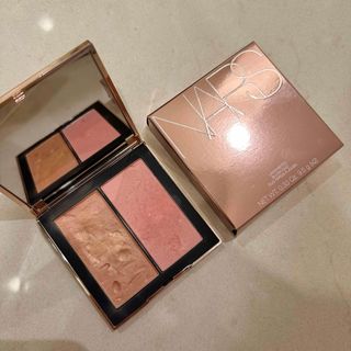 ナーズ(NARS)のNARS アンインヒビテッドブラッシュデュオ チーク 4078 4016N(チーク)