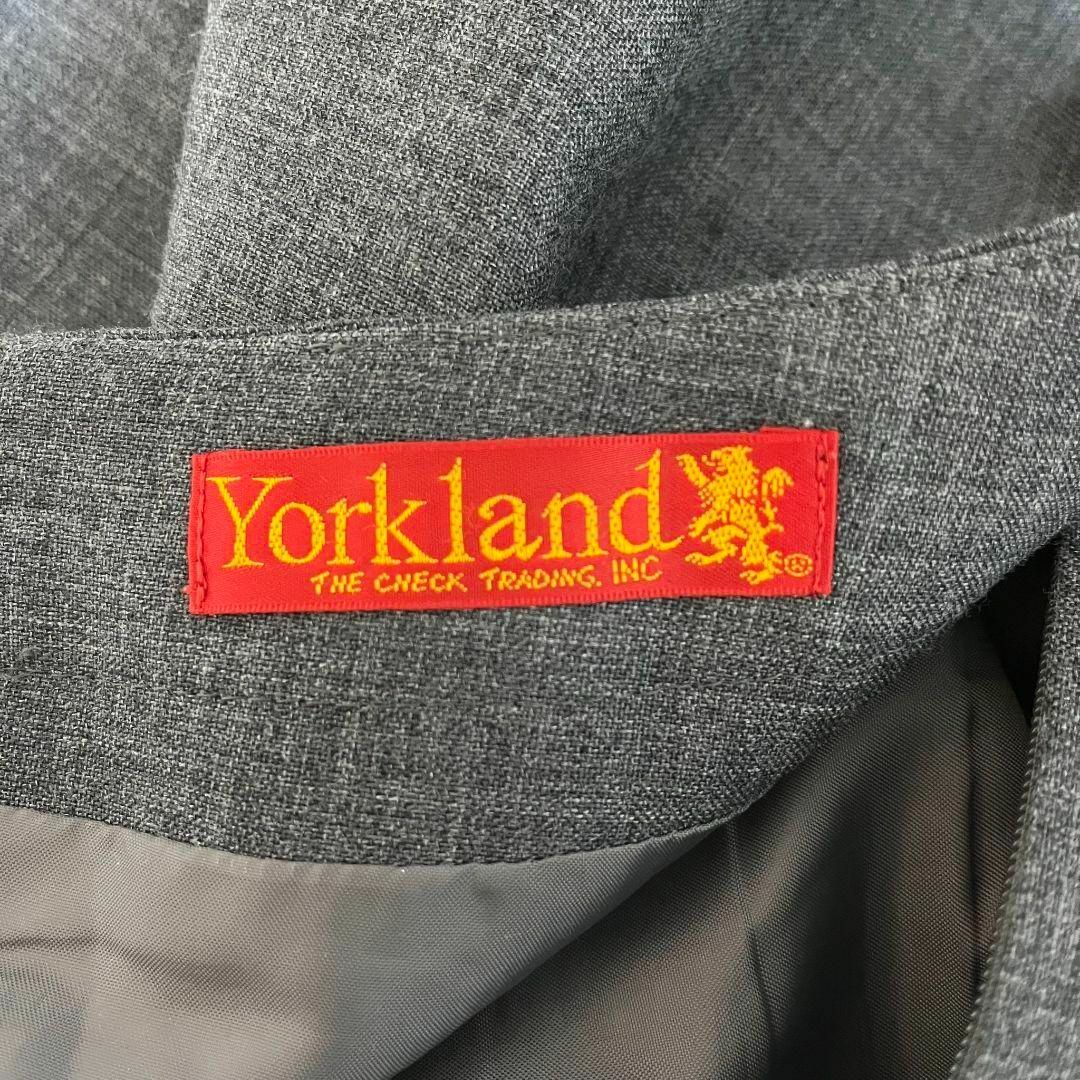 Yorkland(ヨークランド)の【大きいサイズ◎】York land タイトスカート グレー 13AR 日本製 レディースのスカート(ひざ丈スカート)の商品写真