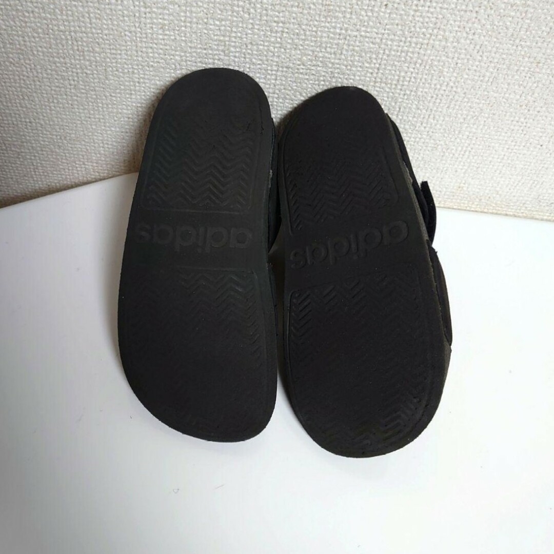 アディダスサンダル　18cm キッズ/ベビー/マタニティのキッズ靴/シューズ(15cm~)(サンダル)の商品写真
