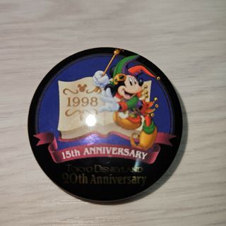 ディズニー(Disney)のレア ディズニー ミッキー 缶バッジ バッチ 20周年 アニバーサリー ランド(バッジ/ピンバッジ)