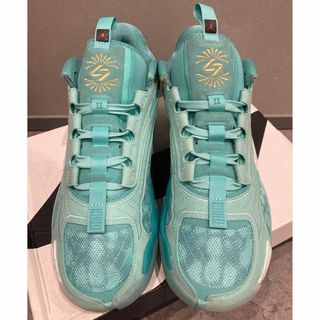 ジョーダン(Jordan Brand（NIKE）)のJORDAN NIKE Luka2　ジョーダン　ナイキ　ルカ2 バッシュ　極美品(スニーカー)