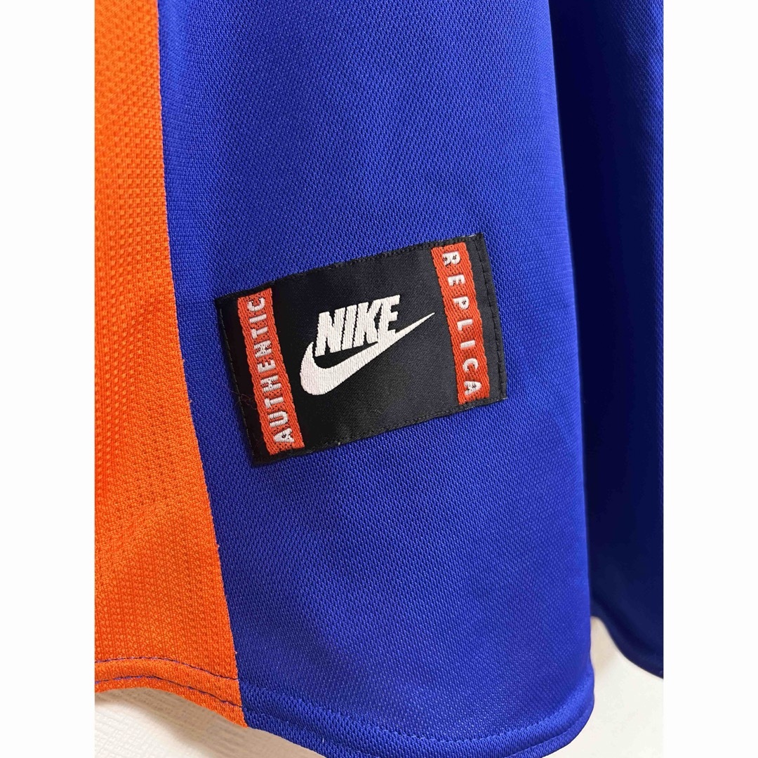 NIKE(ナイキ)の美品/正規品NIKEオランダ代表アウェー1997-1998UK製　ヴィンテージ スポーツ/アウトドアのサッカー/フットサル(ウェア)の商品写真