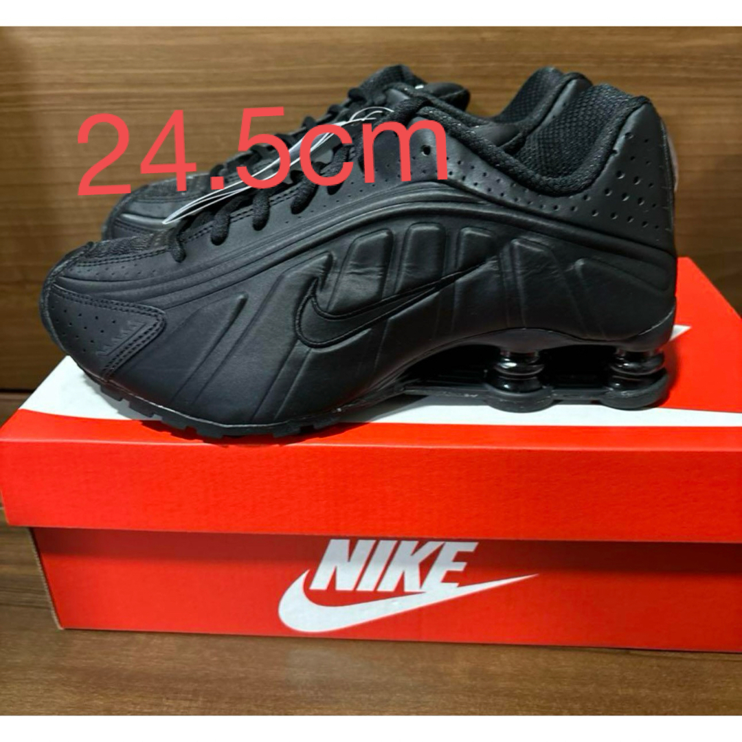 NIKE(ナイキ)の【24.5cm】 Nike WMNS Shox R4 ショックス メンズの靴/シューズ(スニーカー)の商品写真