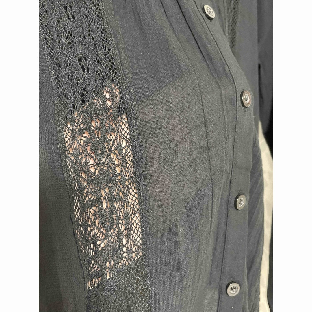 Belluna(ベルーナ)の新品　ベルーナ　コットンレース２wayブラウス　綿100% 薄手　前開き　黒　L レディースのトップス(シャツ/ブラウス(長袖/七分))の商品写真