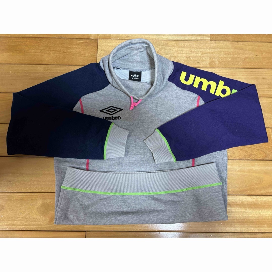 UMBRO(アンブロ)のunbro  キッズトレーナー150 キッズ/ベビー/マタニティのキッズ服女の子用(90cm~)(Tシャツ/カットソー)の商品写真